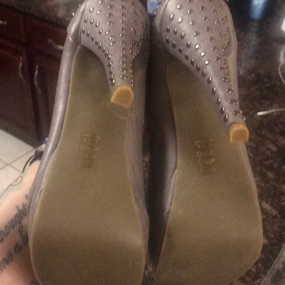 JUST FAB Stylish high heel platform shoes - Picture 4 of 8